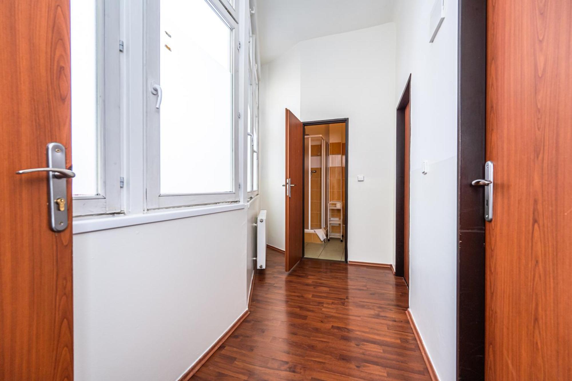 Apartments Kamenicka 23 Prague Exterior photo