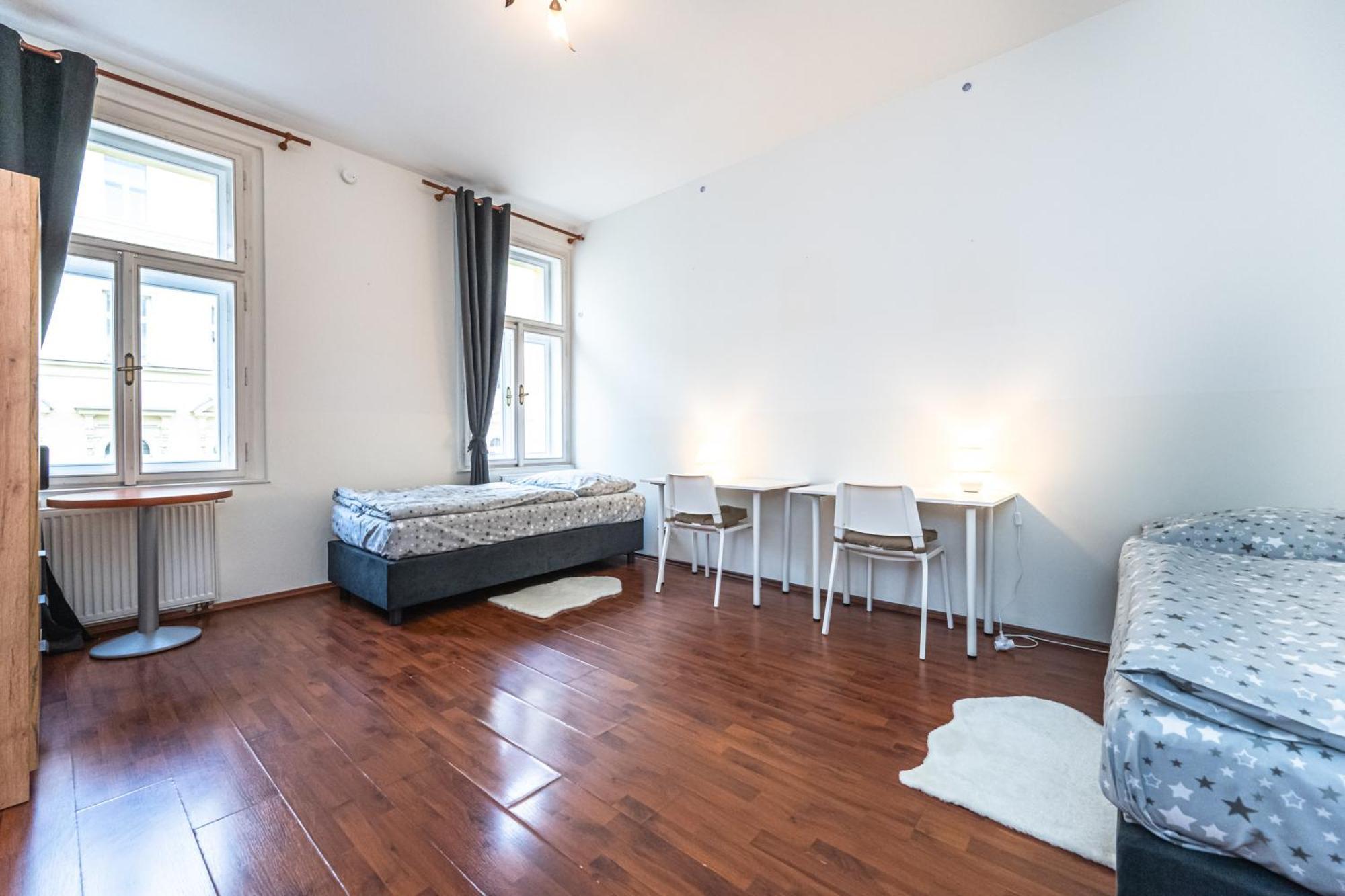 Apartments Kamenicka 23 Prague Exterior photo